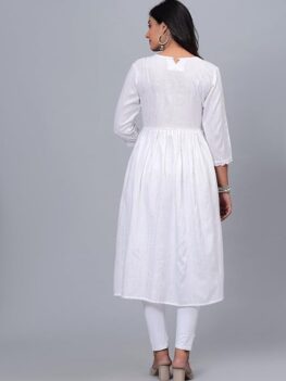 CHOLKI Beautiful Women Front Cut Rayon Kurti.