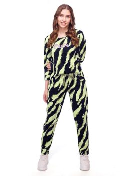 LOTIK Women's Cotton LERIYA Print Top & Payjama Nightsuit Set.
